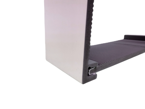 Boeideel met overstek